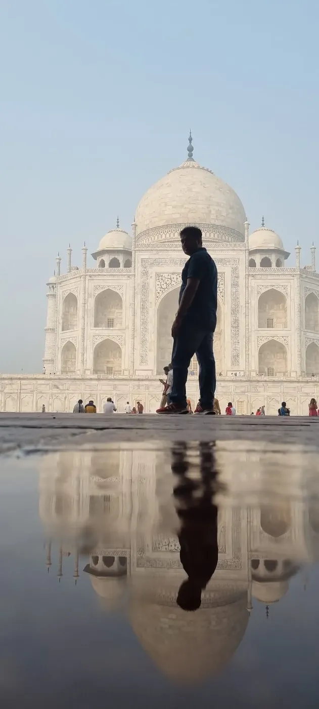 Is the Taj Mahal Closed on Friday?